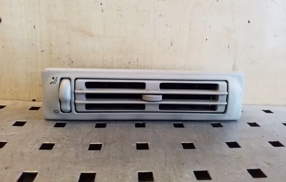 Volkswagen Multivan T4 Air vent grill in roof 703820953A