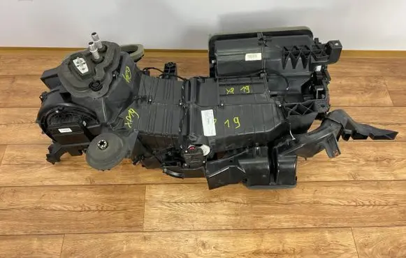 Ford F150 Interior heater climate box assembly NL3H-19B555-PB