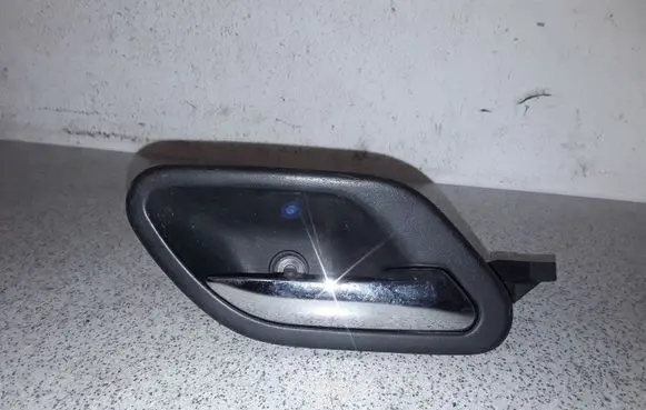 BMW 5 E39 Rear door interior handle 8125514