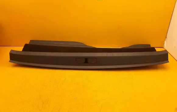 Citroen ID-DS Serie Trunk/boot sill cover protection 9823508477