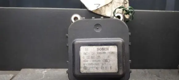 Audi A6 Allroad C5 A/C air flow flap actuator/motor 4B1820511B