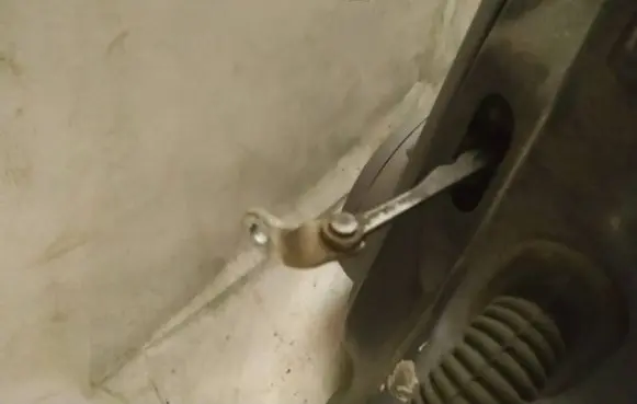 Renault Megane I Front door check strap stopper 