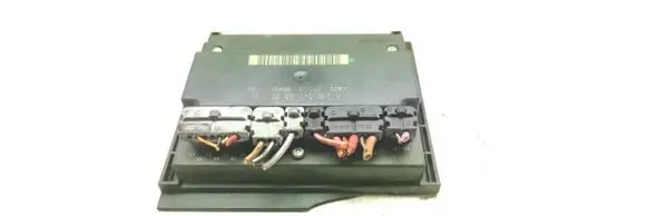 Mercedes-Benz E W210 Coolant fan relay A2105450332