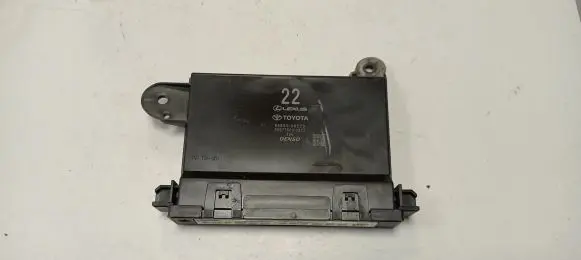 Toyota Sienna XL40 IV Other control units/modules 8865008220 TN2775001373