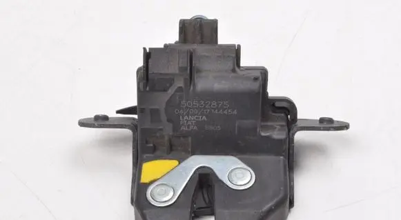 Alfa Romeo 4C Tailgate lock latch 50532875