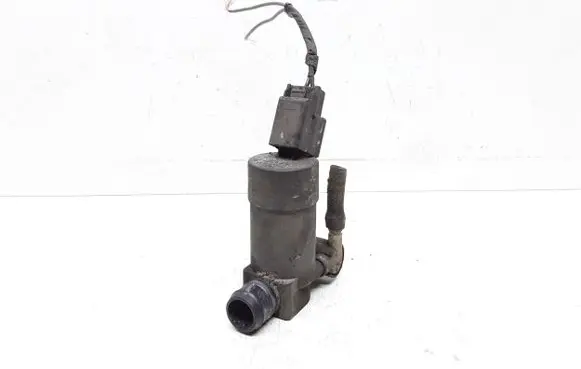 Volvo V70 Windscreen/windshield washer pump 1S7117K624FE