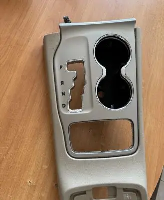 Jeep Grand Cherokee Gear shifter surround trim plastic