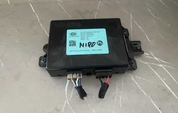 KIA Niro Other devices 95450Q4000