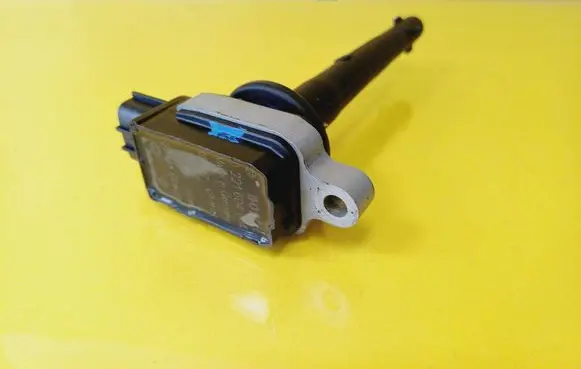 Nissan Micra High voltage ignition coil 0221604014