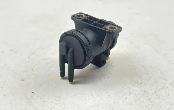 Fiat Ducato Rear glass lock/latch Q139 46524556