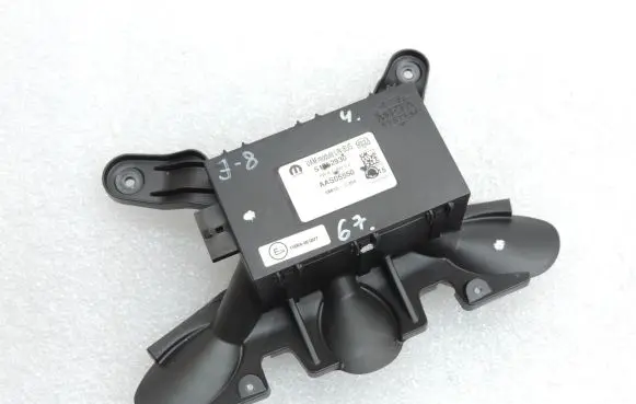Jeep Renegade Alarm movement detector/sensor 51952930 5ZC92MS7AA 735608357
