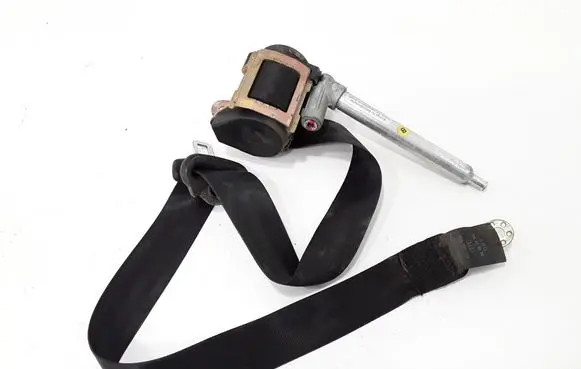 Audi A4 S4 B5 8D Front seatbelt 8D0857706