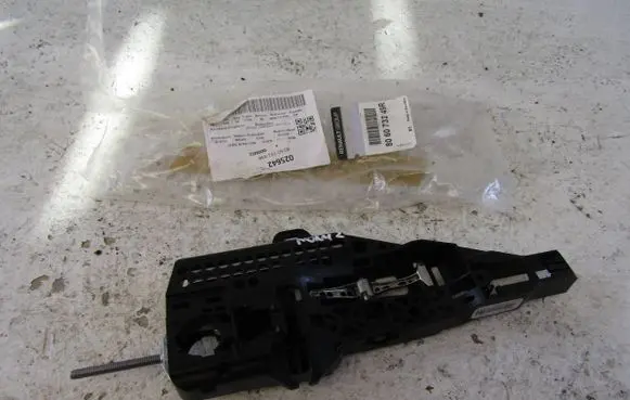 Renault Captur Rear door exterior handle 806073249R