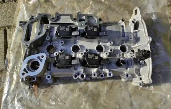 Audi A3 S3 8V Engine head 04E103473DC