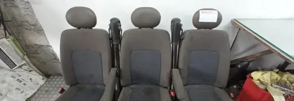 Renault Master II Seat set 
