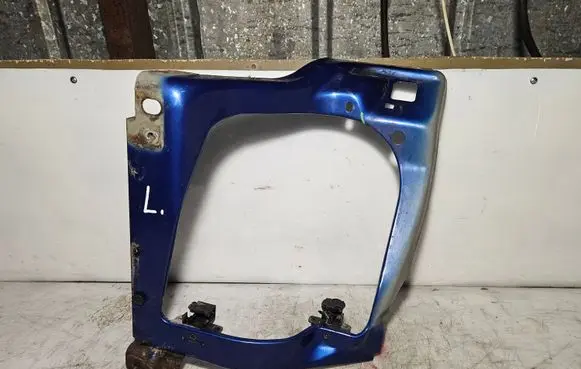 Ford Transit Headlight/headlamp mounting bracket 8C1113K020AA