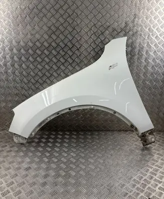Volkswagen Touareg II Fender LCA9