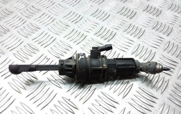Mitsubishi Outlander Clutch master cylinder