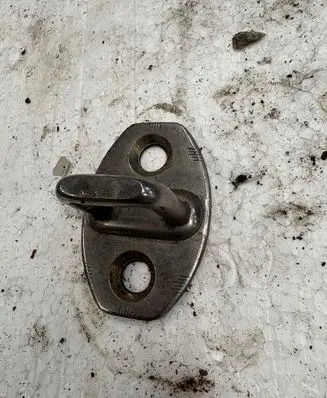Volkswagen Transporter - Caravelle T5 Front door lock loop/hook striker 8Z0837033A