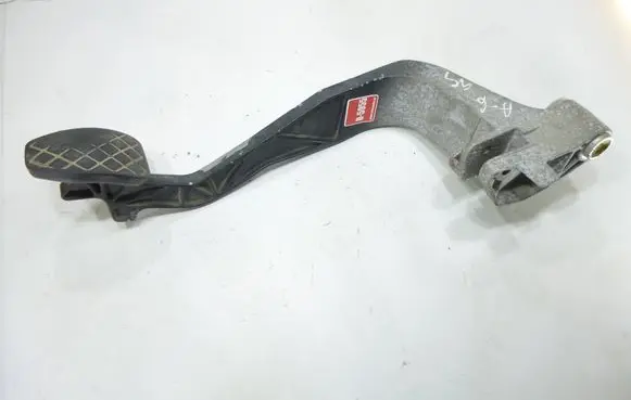 Audi A4 S4 B5 8D Clutch pedal 8D1721316F AC6CN