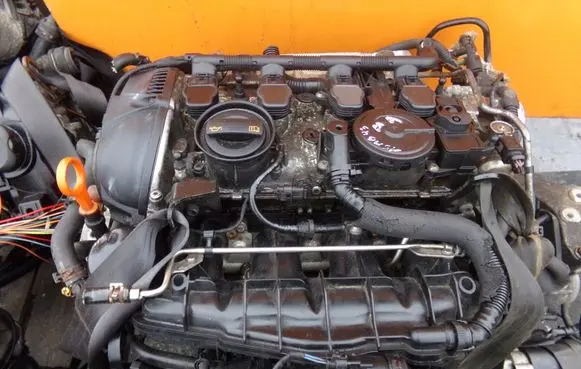 Volkswagen Scirocco Turbo 06J145701T 15MB43