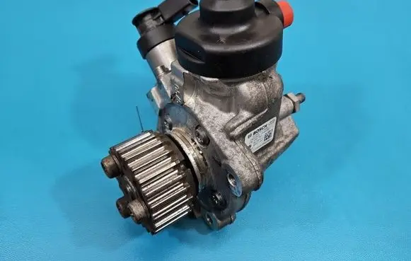 Volkswagen PASSAT B7 Fuel injection high pressure pump 03L130755L IMPRK1598184