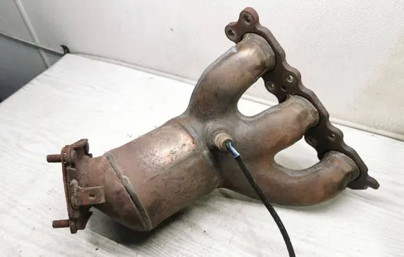 Volvo XC60 Exhaust manifold 3110302800