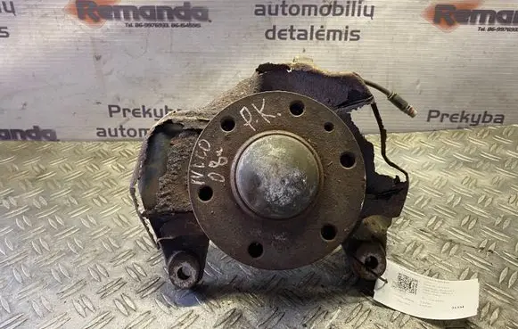 Iveco Daily 45 - 49.10 Front wheel hub