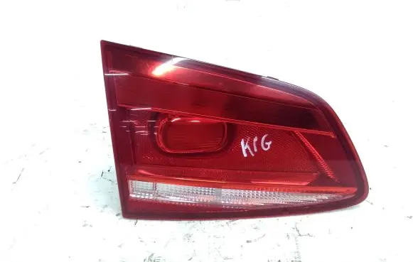 Volkswagen Passat Alltrack Tailgate rear/tail lights 3AF945093M