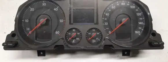 Volkswagen PASSAT B6 Speedometer (instrument cluster) 3C0920960N