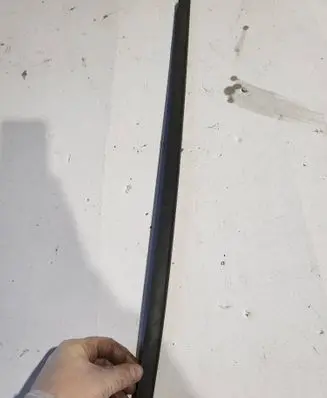 Volkswagen Tiguan Front door glass trim molding 571854327A