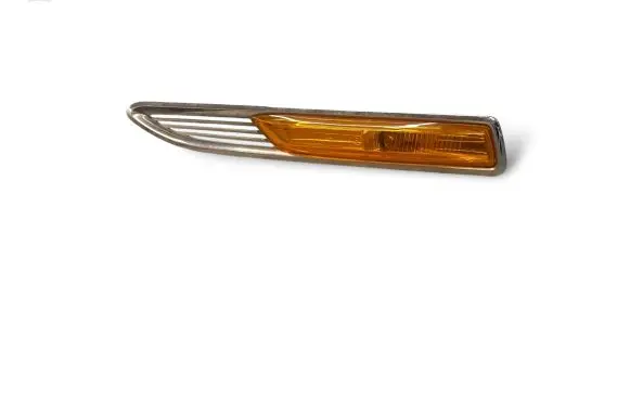 Ford Mondeo MK IV Front fender indicator light 7S7113K634BD
