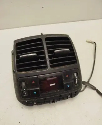 Mercedes-Benz CLS C219 Rear air vent grill 211830054 2118302254
