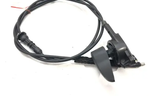 Engine bonnet/hood lock release cable