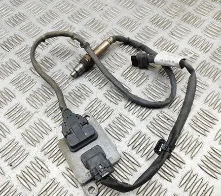 Mercedes-Benz C W205 Lambda probe sensor A0009050108 A2C13684300