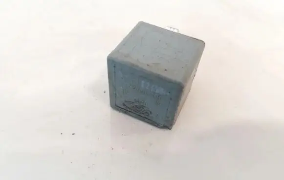 Ford Mondeo Mk III Other relay f80b14b192aa