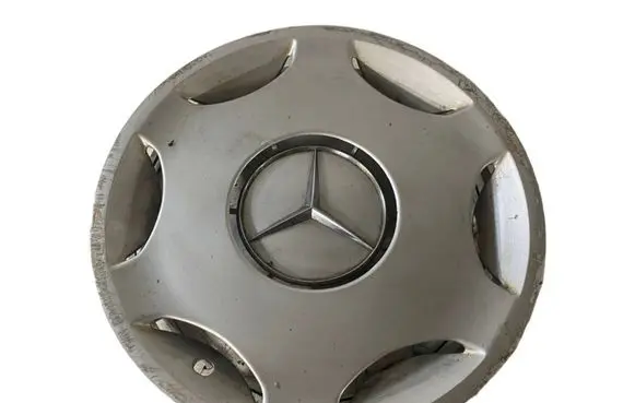 Mercedes-Benz C W202 R15 wheel hub/cap/trim 2024010024