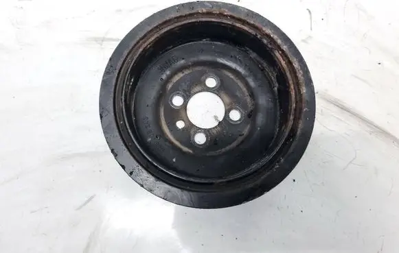 Volkswagen Jetta V Crankshaft pulley 03G105243