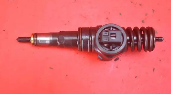 Ford Galaxy Fuel injector 038130073AC