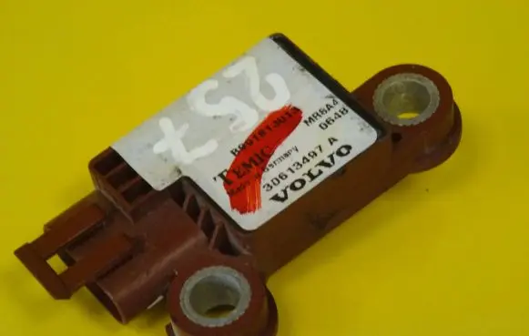 Volvo S40, V40 Airbag deployment crash/impact sensor 30613497A