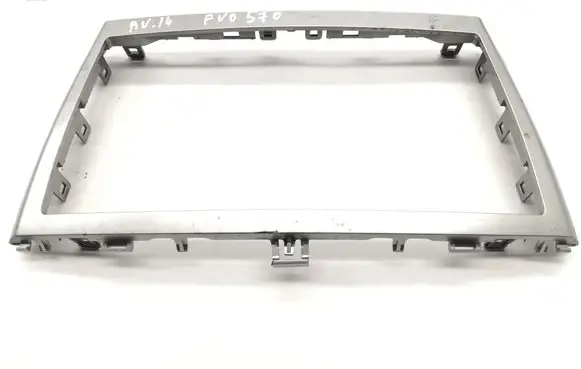 Toyota Avensis T270 Radio/GPS head unit trim 5540505261