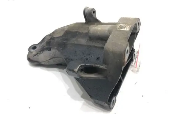 Mercedes-Benz GLK (X204) Engine mounting bracket A6512231304
