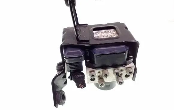 Opel Insignia A ABS Pump 13332549