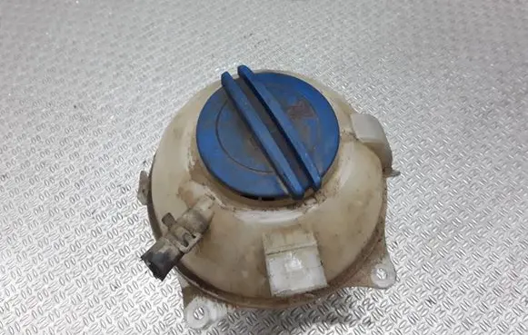 Volkswagen Polo IV 9N3 Coolant expansion tank/reservoir 6Q0121407A
