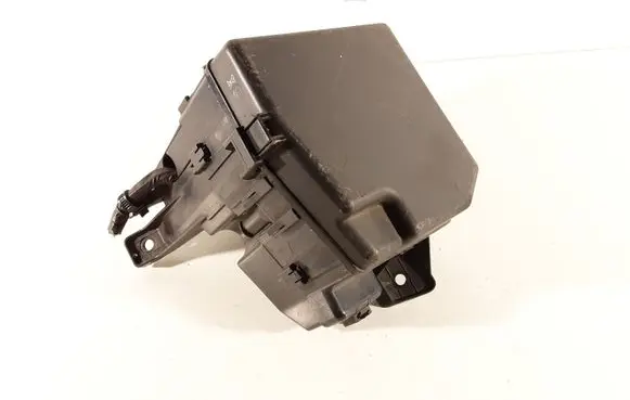 Toyota Yaris Fuse box set 8266252600 8264147020 7178R0A1