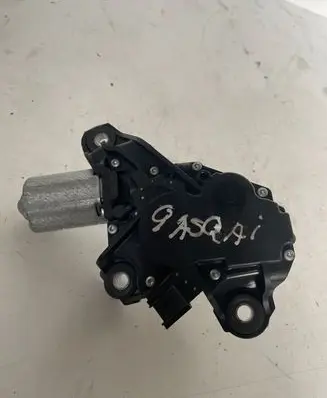 Nissan Qashqai Rear window wiper motor 0390201820