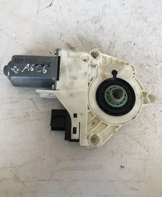 Audi A6 S6 C6 4F Front door window regulator motor 4F0959802D