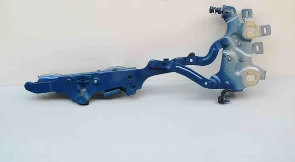 Mini Cooper Countryman R60 Fender mounting bracket 7388103