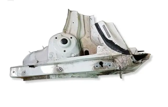 Nissan Micra Fender mounting bracket 
