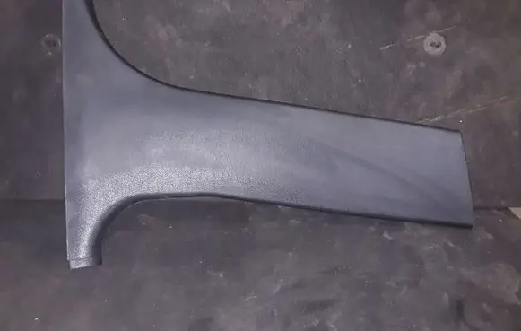 BMW 5 E39 (B) pillar trim (bottom) 51438172422 8172422